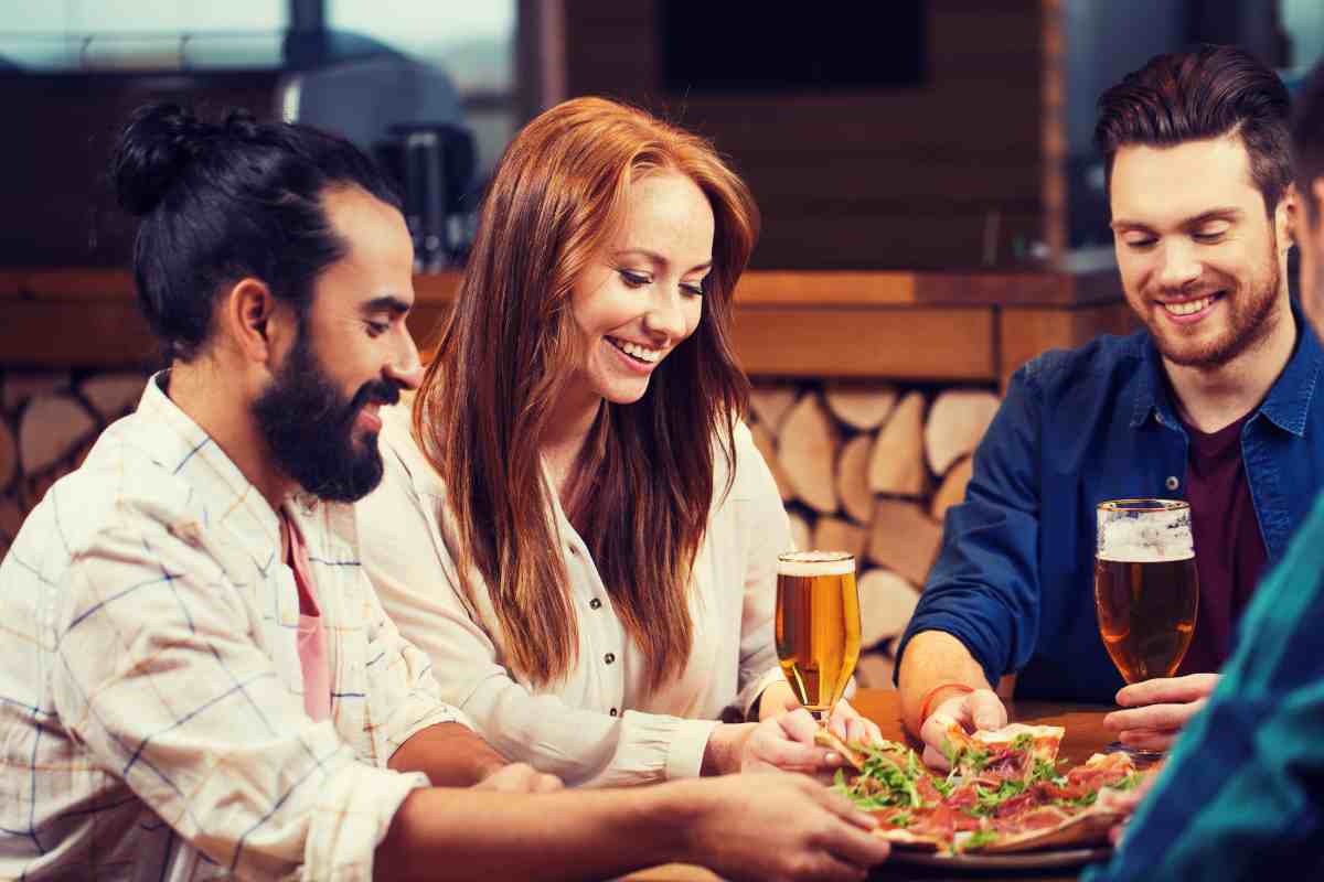 non pagano in pizzeria